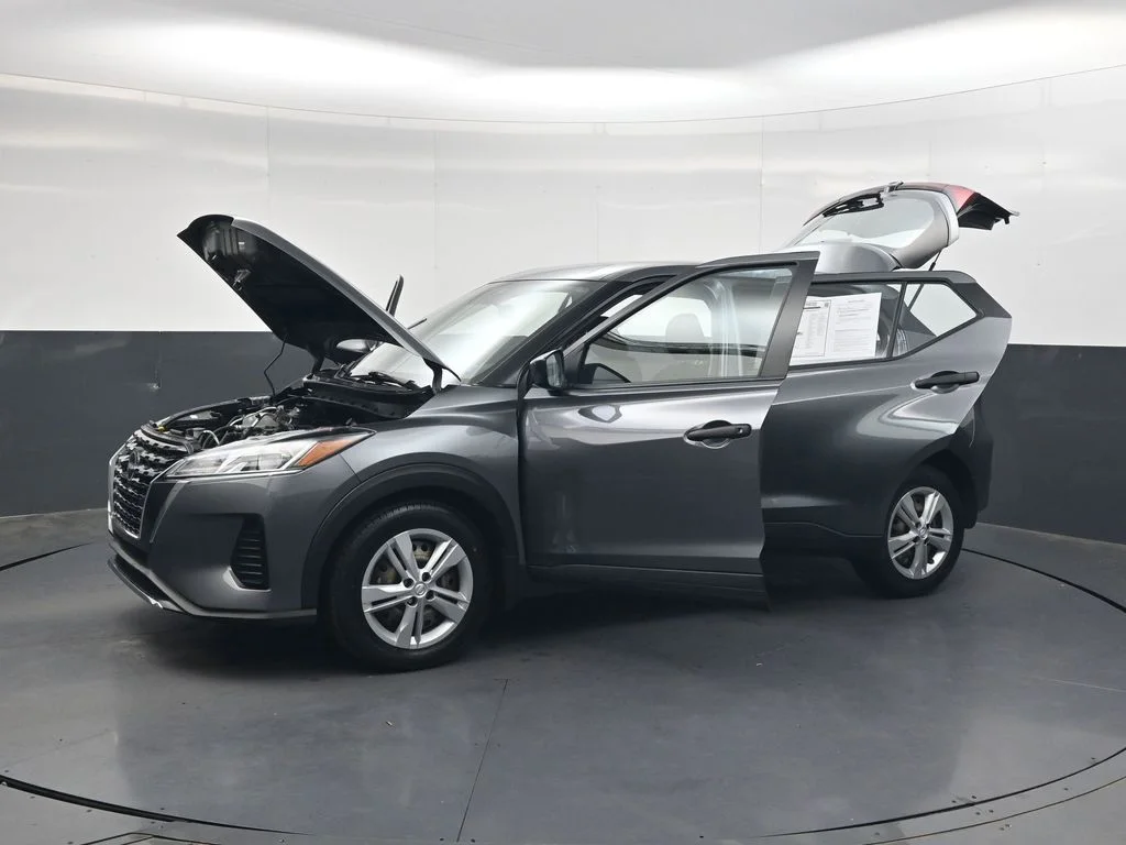 Used 2024 Gray Nissan S image 41