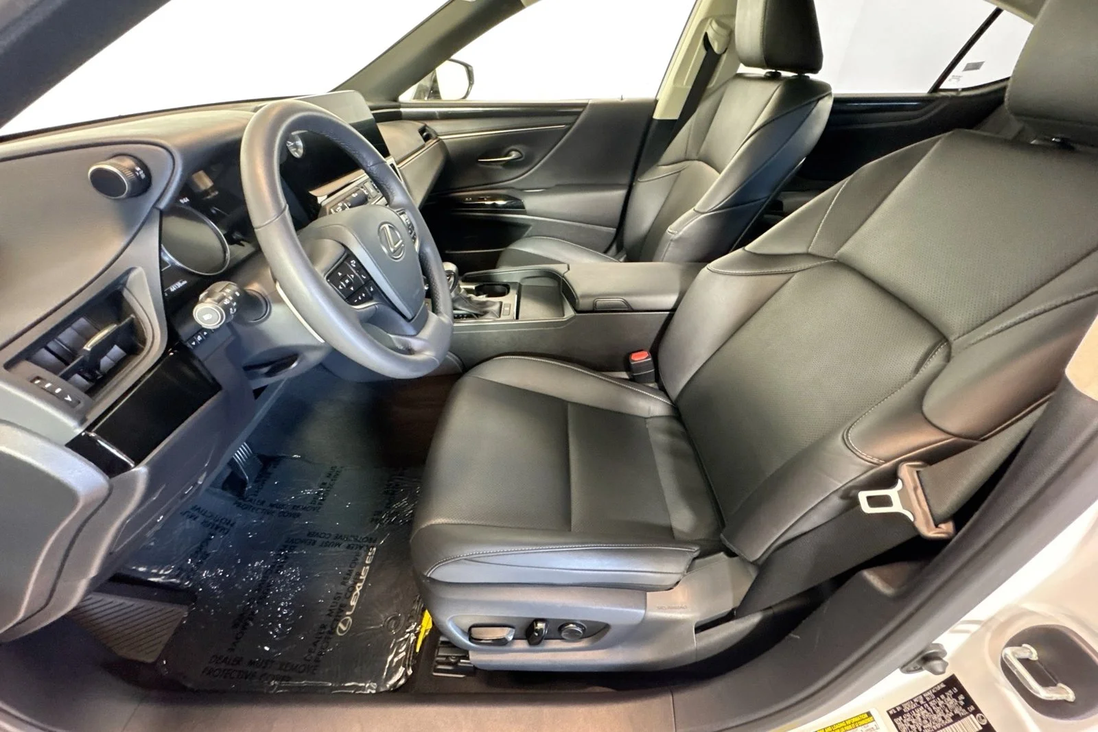 Used 2023 White Lexus ES 350 image 19