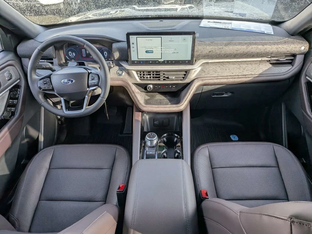 New 2026 Carbonized Gray Metallic Ford Platinum™ image 15