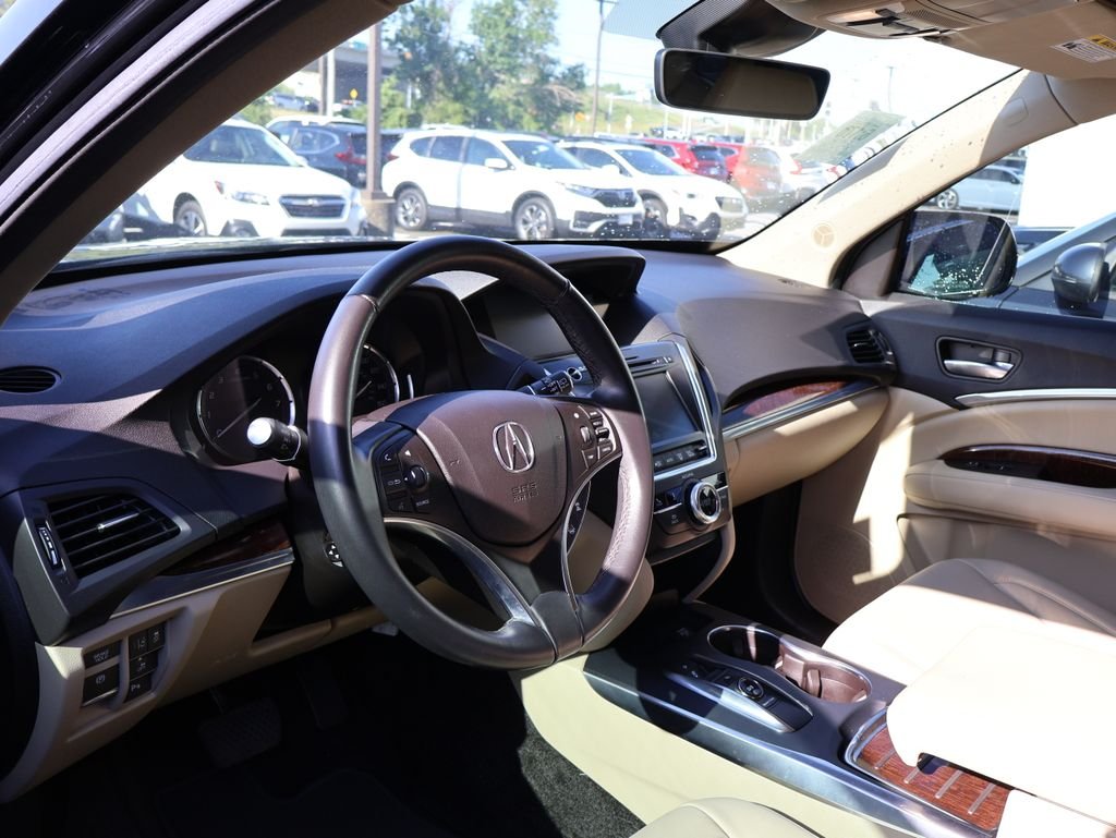 Used 2018  Acura 3.5L image 8