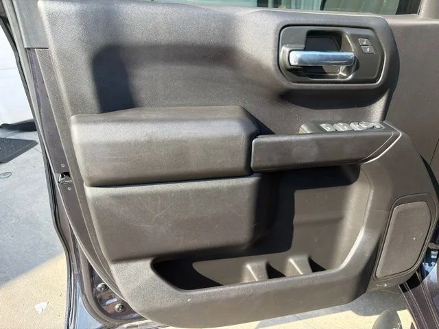 Used 2023 Gray Chevrolet Custom image 16
