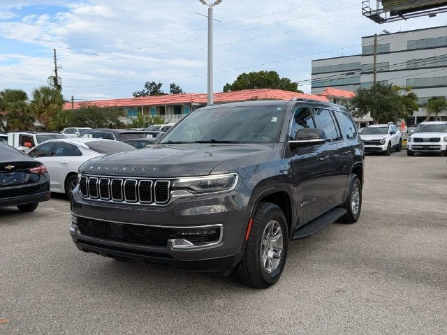 Used 2023 Gray Jeep Base image 2