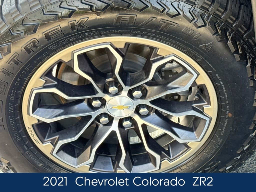 Used 2021  Chevrolet ZR2 image 13