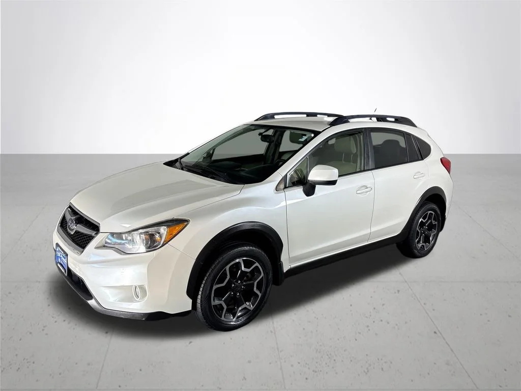 Used 2014 White Subaru 2.0i Limited image 2