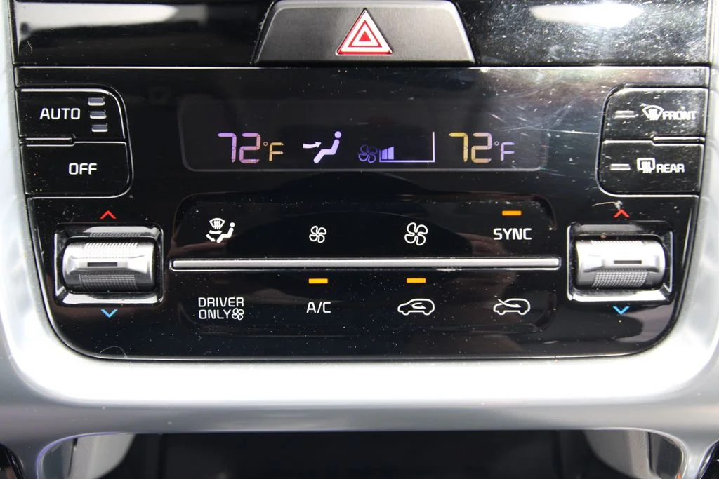 Used 2023 Black Kia SX Prestige image 31