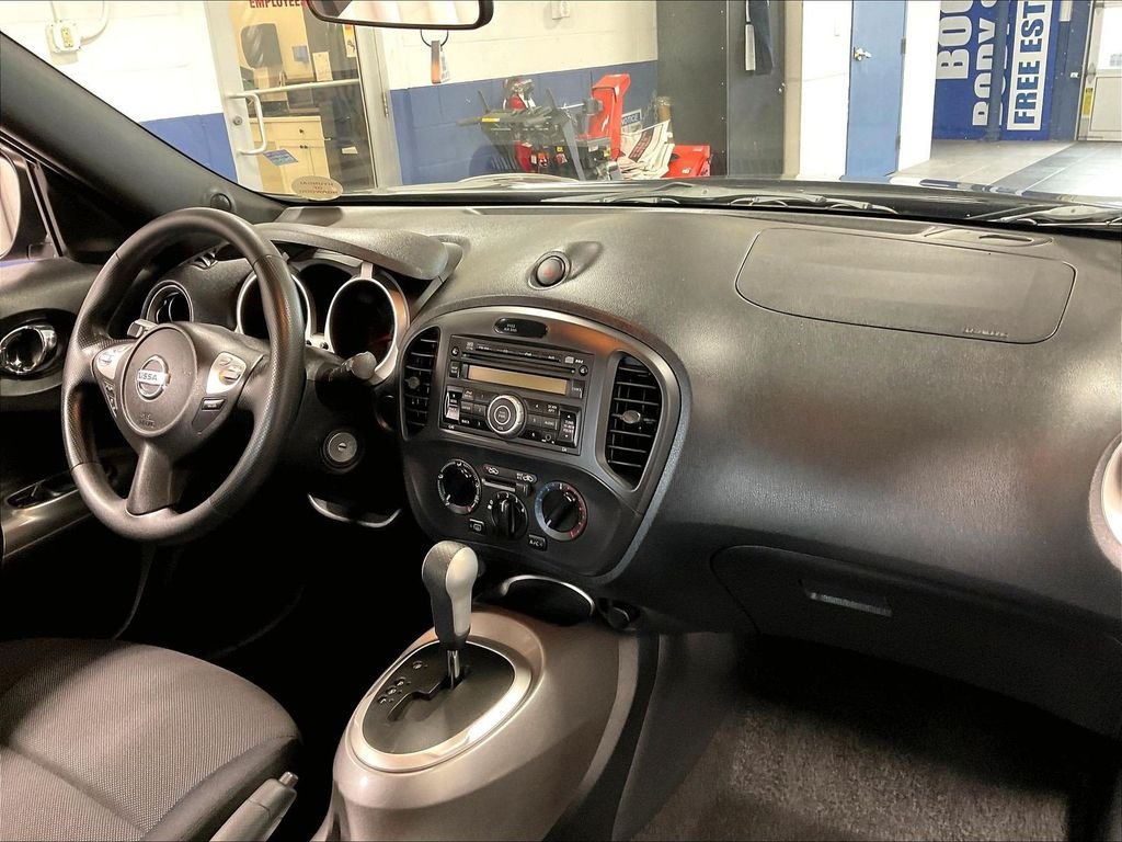 Used 2014 Black Nissan S image 14