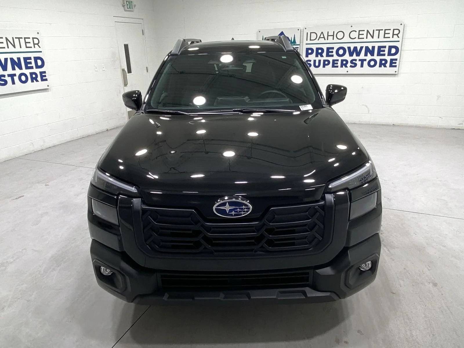 New 2026 CRYSTAL BLACK SILICA Subaru Premium image 3