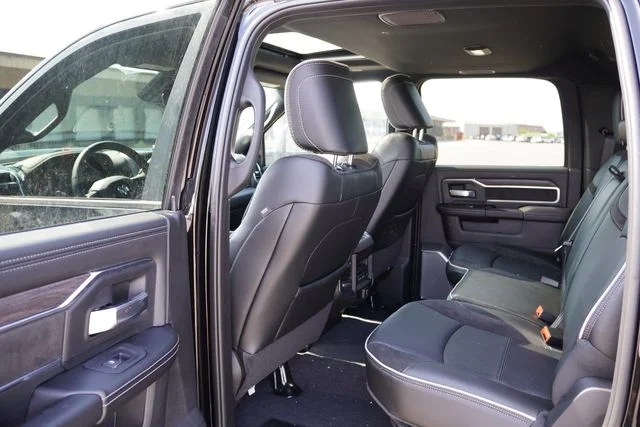 New 2026 Diamond Black Crystal Pearl-Coat Exterior Paint RAM Laramie image 13