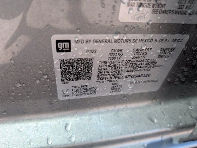 Used 2023 STERLING METALLIC GMC AT4X image 30