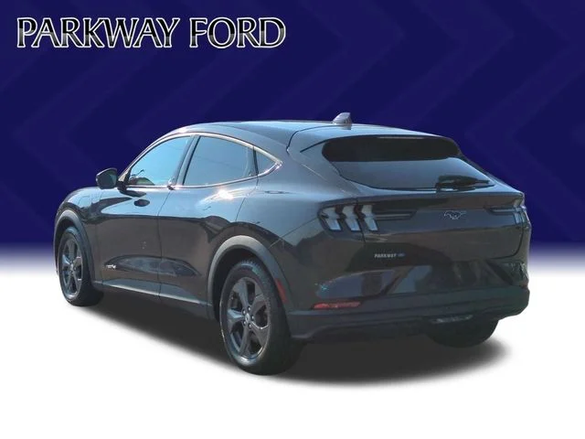 Used 2021 Gray Ford Select image 3