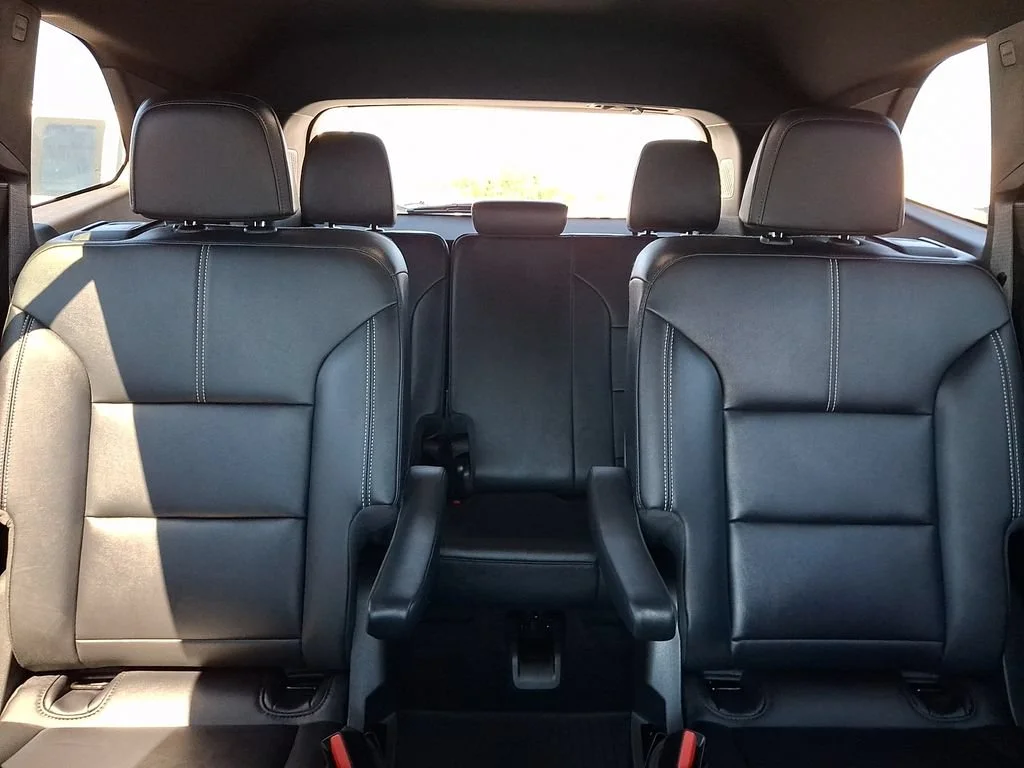 Used 2024 Ebony Twilight Metallic GMC Elevation image 20