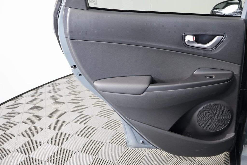 Used 2022 Cactus Hyundai Limited image 13