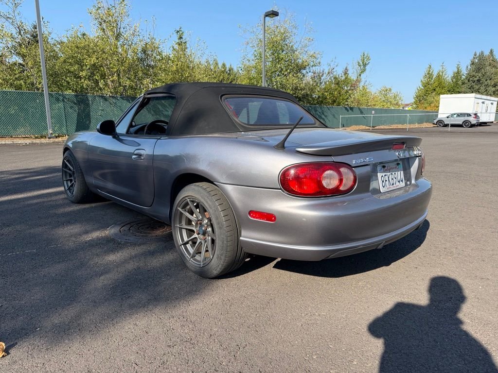 Used 2004 Titanium Gray Metallic Mazda MazdaSpeed image 5