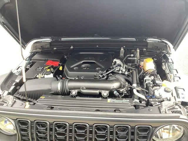 Used 2026 Anvil Clearcoat Jeep Sport S image 18