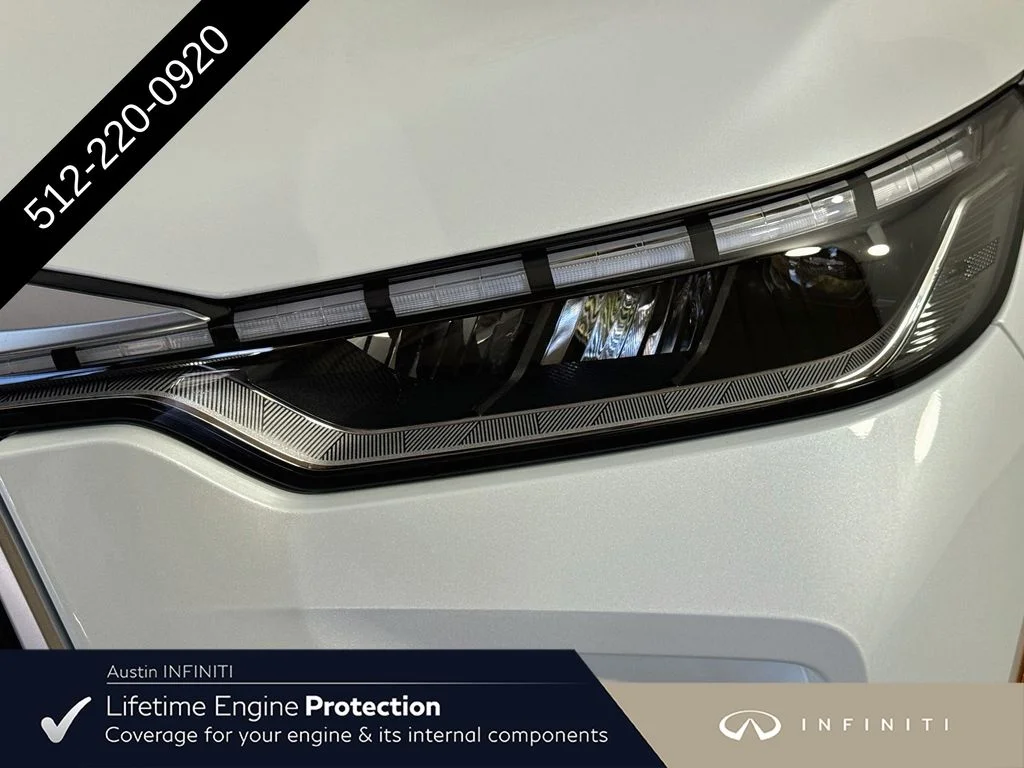 New 2027 White INFINITI LUXE image 41