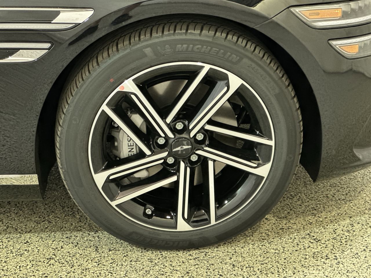 2026 GENESIS G80 Advanced - Photo 10