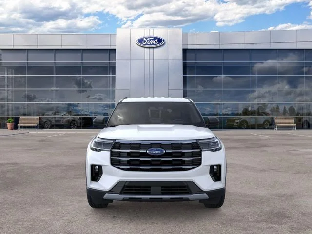 New 2026 Star White Metallic Tri-Coat Ford Active image 6