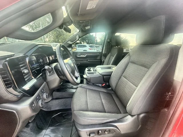 2023 Chevrolet Silverado 1500 LT - Photo 18