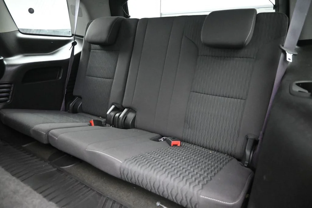 Used 2016 Black Chevrolet LS image 18