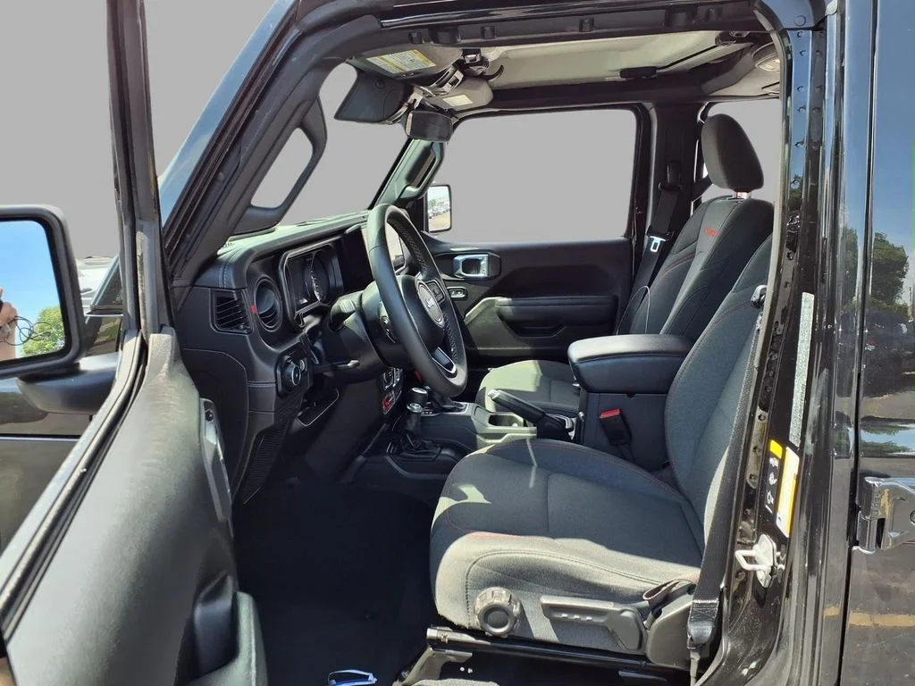 Used 2025 Black Jeep Rubicon image 24