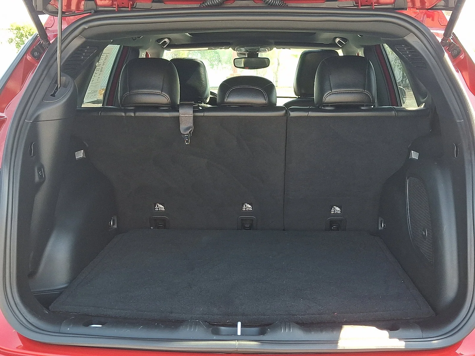 Certified Used 2022 Redline Pearlcoat Jeep (RED) Edition image 29