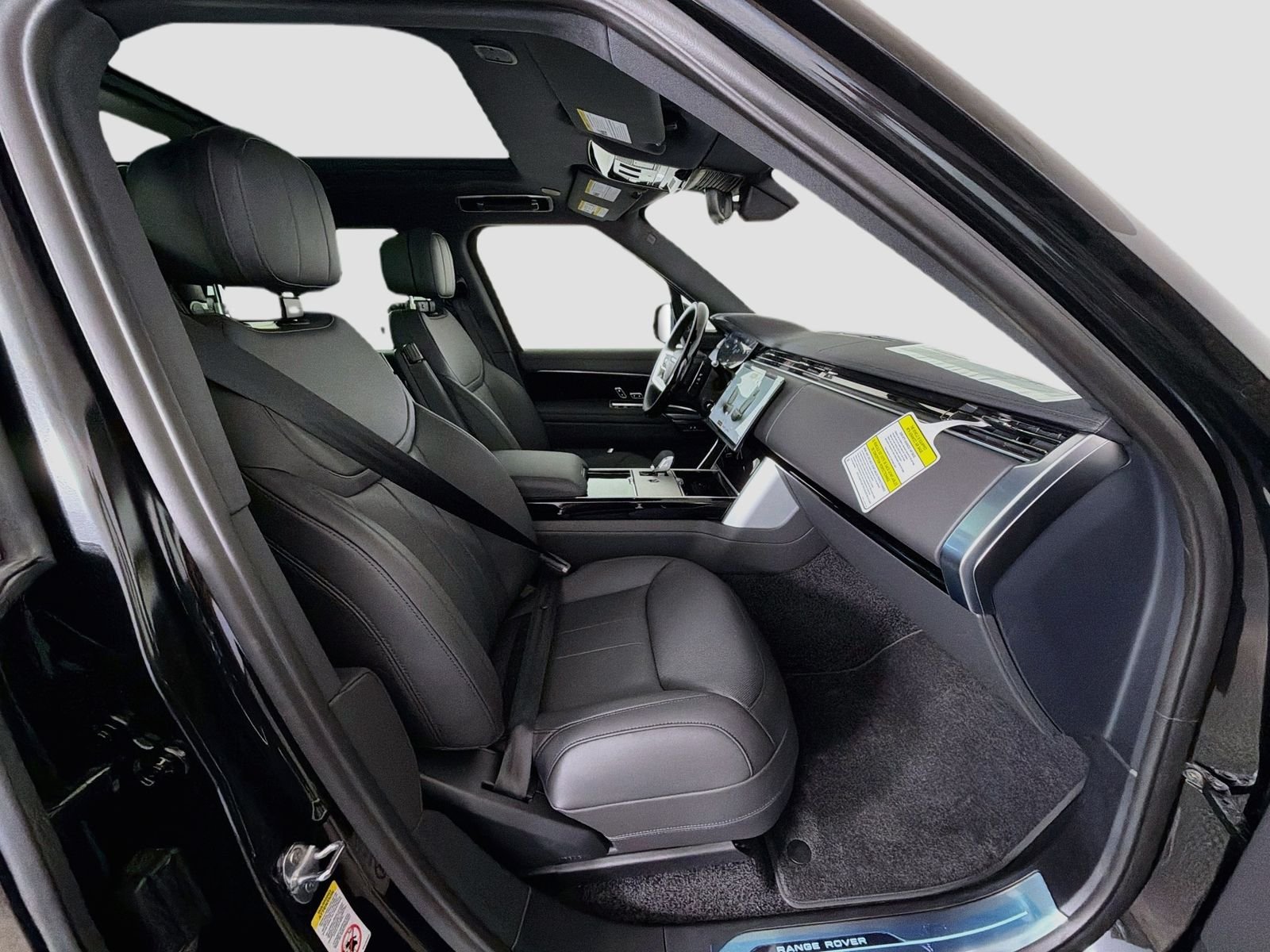 New 2026 Santorini Black Land Rover SE image 32