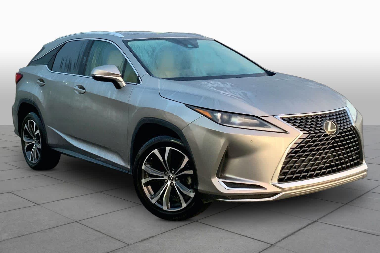 Used 2020 Atomic Silver Lexus  image 3