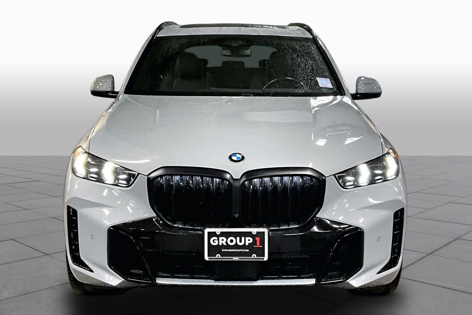 Used 2024 Brooklyn Grey Metallic BMW xDrive40i image 4
