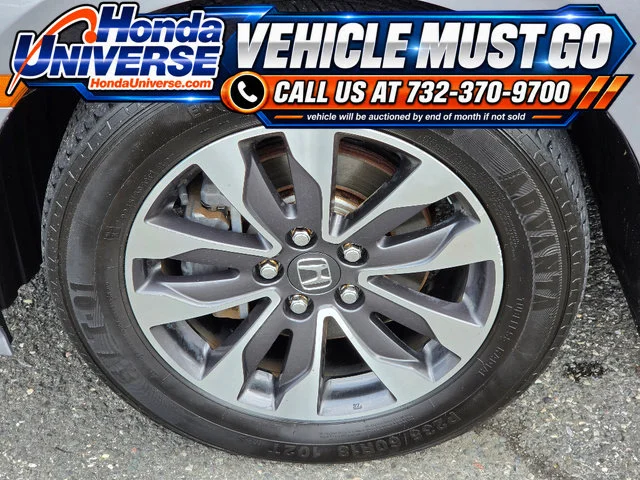 Used 2022 Lunar Silver Metallic Honda EX-L image 19