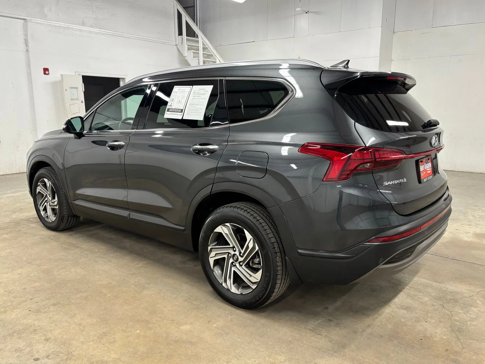 Used 2023 Gray Hyundai SEL image 5