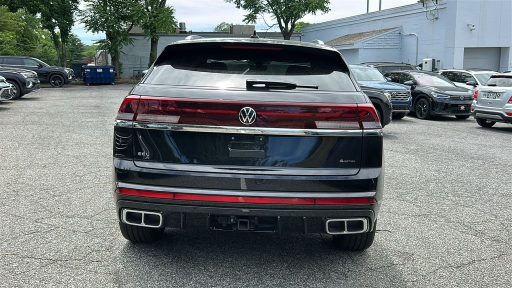 Used 2026 Black Volkswagen 2.0T SEL Premium R-Line image 5