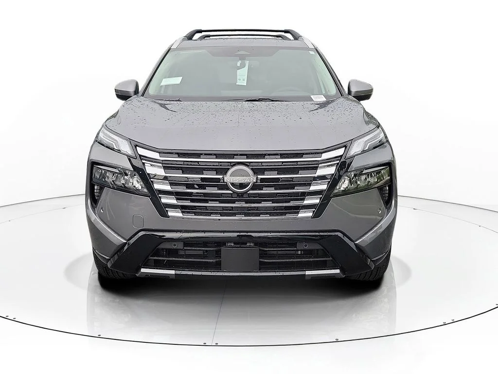 New 2026  Nissan Platinum image 3