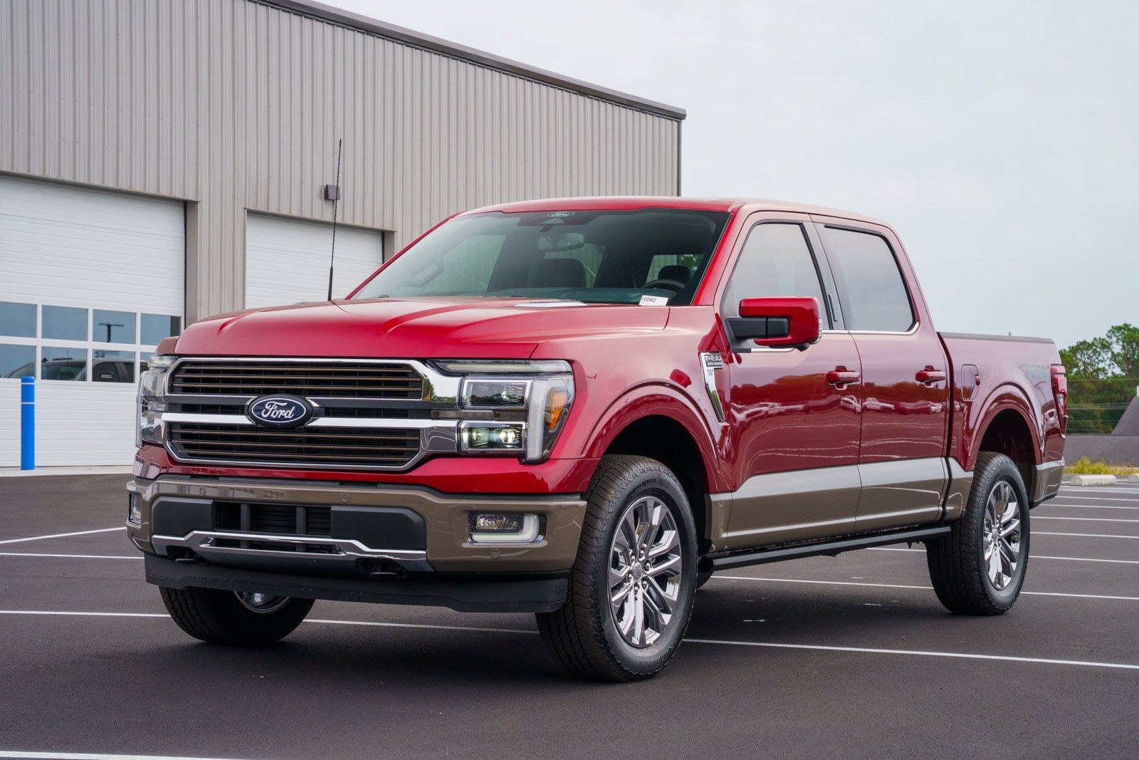 New 2026 Ruby Red Metallic Tinted Clearcoat Ford King Ranch® image 4