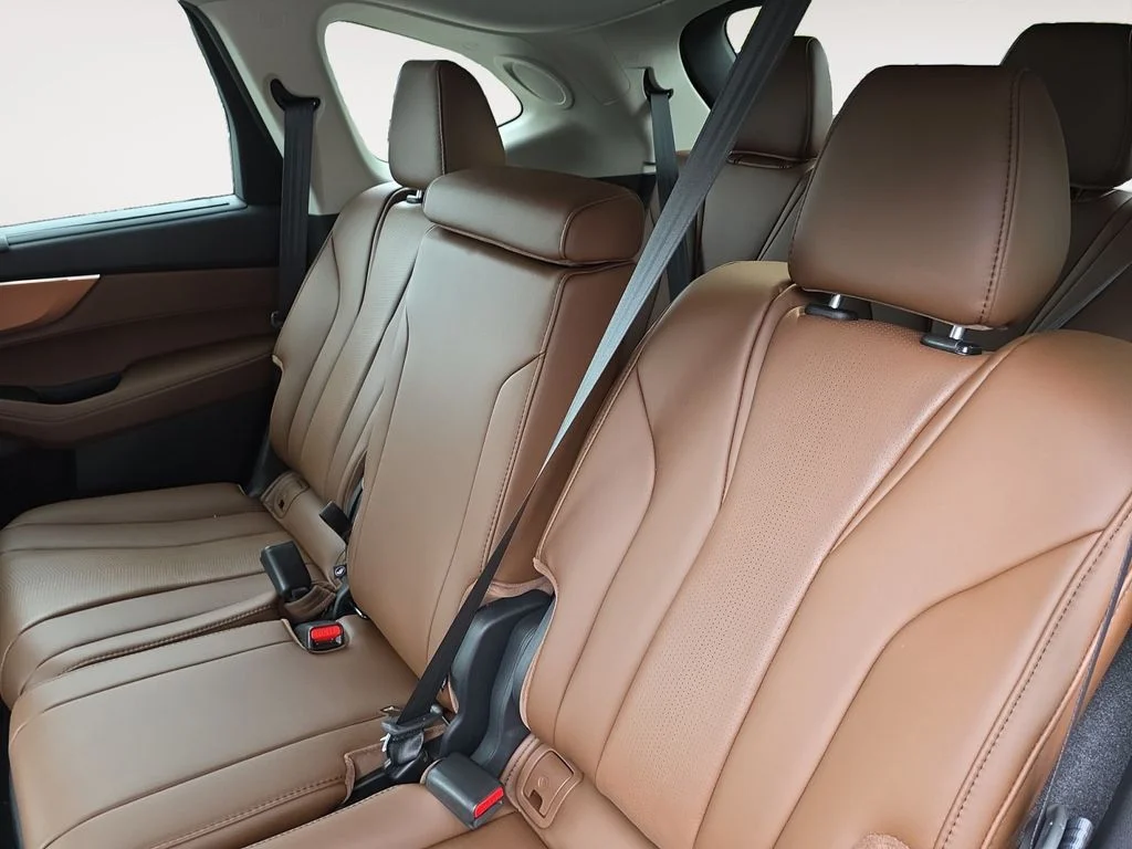 New 2026 Liquid Carbon Metallic Acura Technology Package image 13