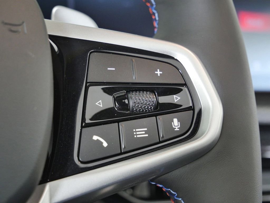 New 2027 Black Sapphire Metallic BMW M440i xDrive image 39