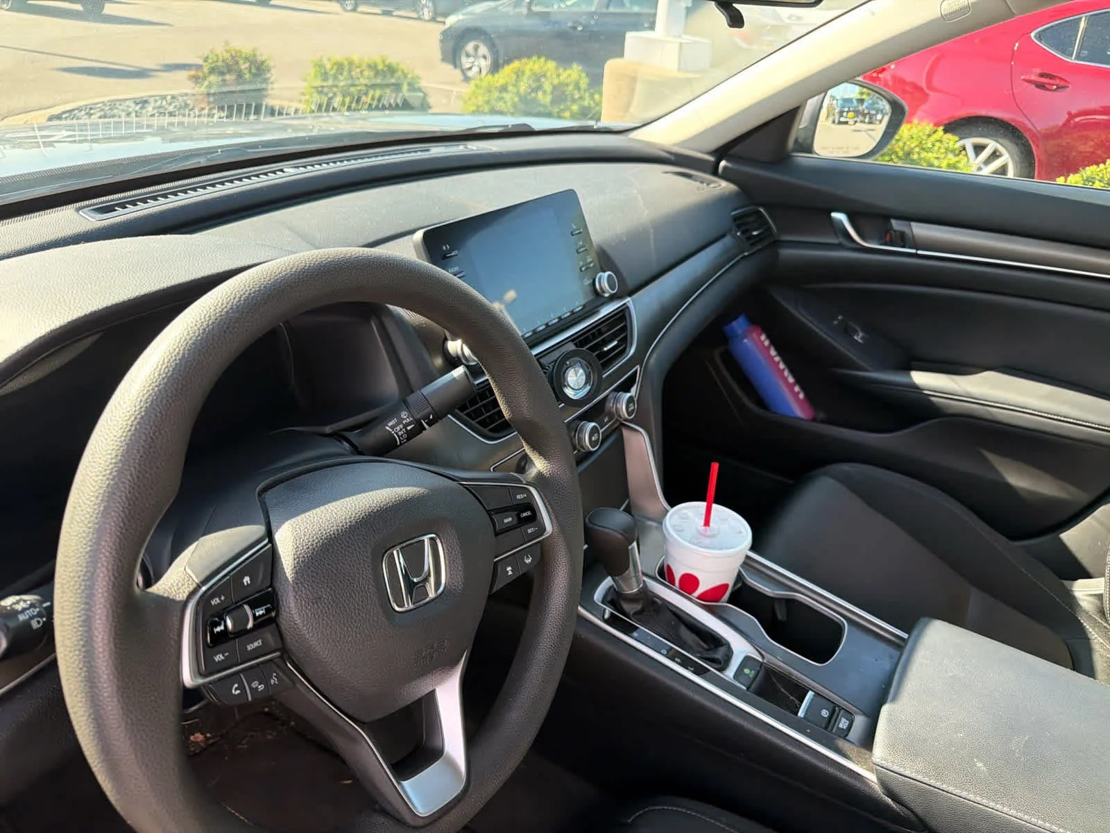 2018 Honda Accord LX - Photo 9