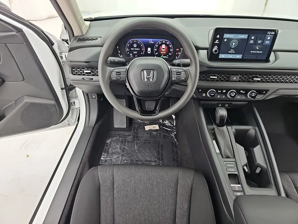 New 2026 Platinum White Pearl Honda SE image 19