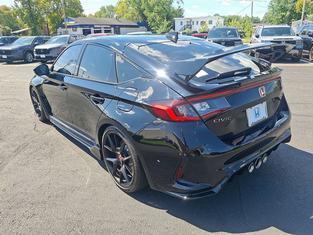 Certified Used 2023 Crystal Black Pearl Honda TYPE R image 35