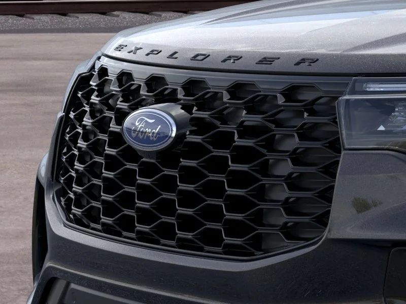 New 2026 Agate Black Metallic Ford ST-Line image 17