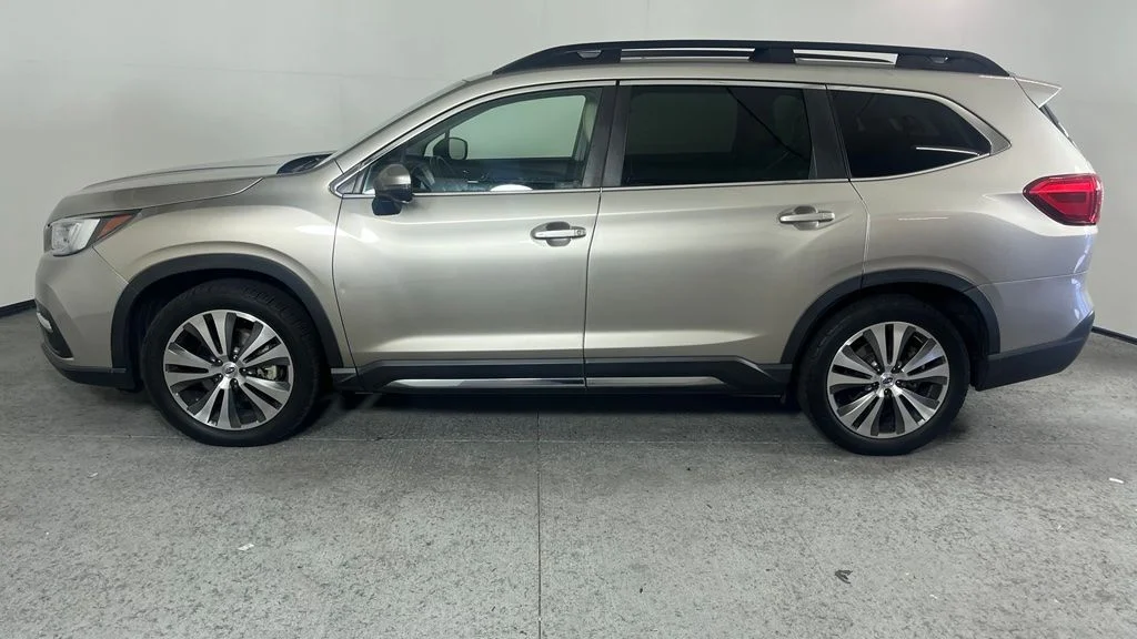 Used 2019 Gray Subaru Limited image 8