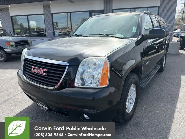 2013 GMC Yukon 4WD 1/2 Ton SLT (4SA)'s photo