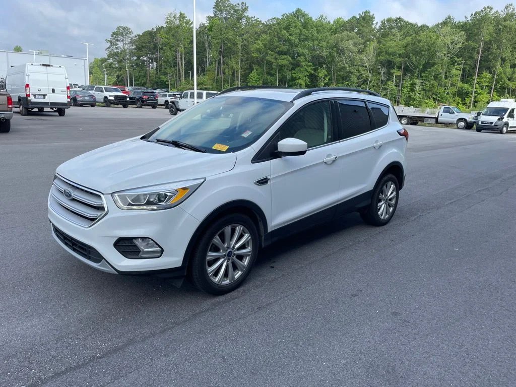 Used 2019 White Ford SEL image 3