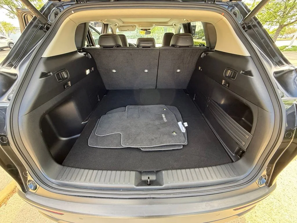 Used 2026 Black Mazda Preferred image 28