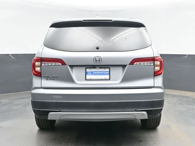 Used 2021 Silver Honda EX-L image 8