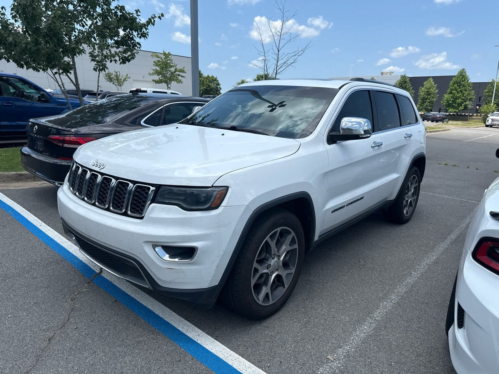 Used 2019 Bright White Clearcoat Jeep Limited image 1