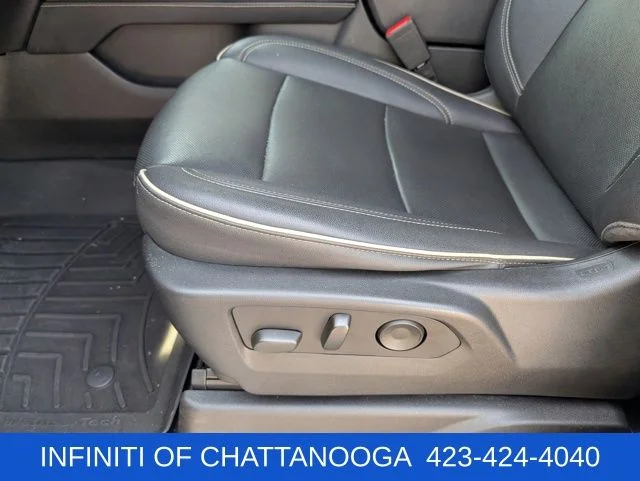 Used 2023 White Chevrolet Premier image 21