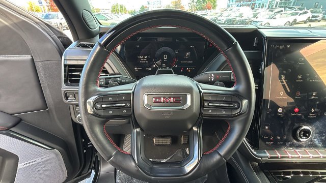 2025 GMC Yukon AT4 Ultimate - Photo 14