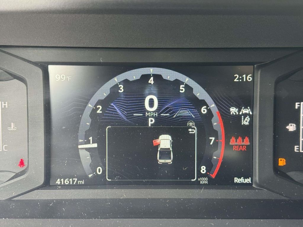 Used 2025  Toyota SR5 image 13