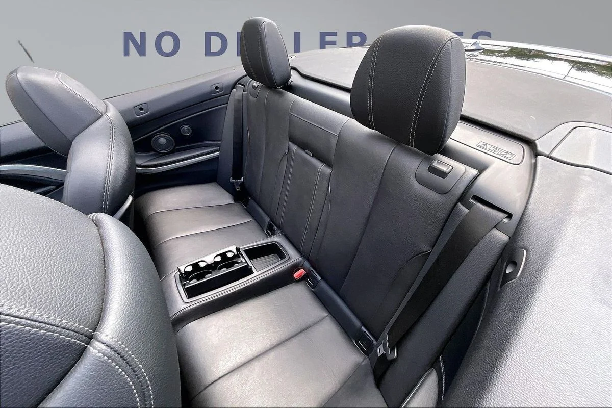 Used 2019 Black BMW xDrive image 21