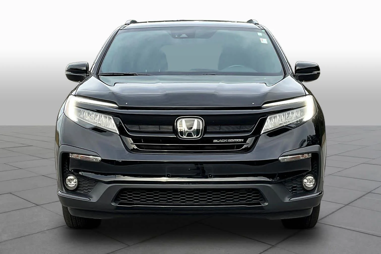 Used 2020 Crystal Black Pearl [Black] Honda Black Edition image 4